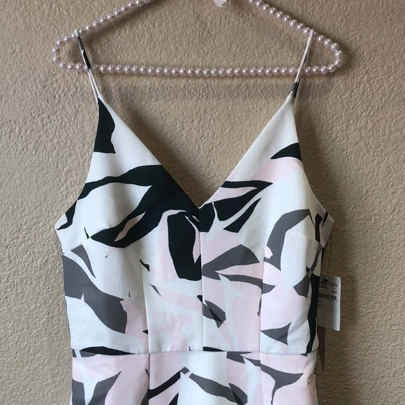 Cooper St Leaf Dancer Ruffle Hem Dress V-Neck 6 - Picture 7 of 8